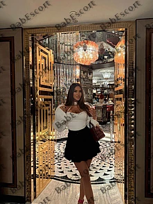 Artemida 25 year old Italian, Mixed, Tall, Brown, Long, Breast size B escort in Dubai thumbnail 3