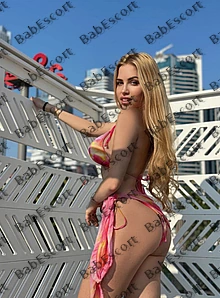 Lina 24 year old Polish, Mixed, Slim, Blonde, Medium, Breast size C escort in Dubai thumbnail 4