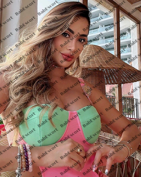 Ariana 24 year old Spanish, Hispanic, Curvy, Blonde, Medium, Breast size D escort in Ras Al Khaimah photo 1