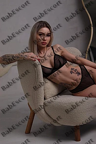 Kari 21 year old Belarussian, Caucasian (white), Slim, Blonde, Medium, Breast size A escort in Ras Al Khaimah thumbnail 7