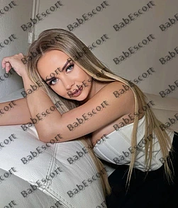 Yelena 24 year old Russian, Mixed, Slim, Blonde, Long, Breast size D escort in Ras Al Khaimah thumbnail 6