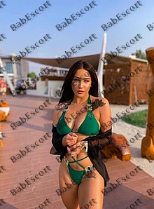 Gloriya 24 year old Russian, Mixed, Curvy, Black, Medium, Breast size C escort in Ras Al Khaimah thumbnail 7