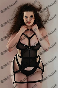 Kristi 24 year old Belarussian, Caucasian (white), Busty, Brown, Medium, Breast size D escort in Ras Al Khaimah thumbnail 2