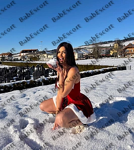 Adriana 26 year old Armenian, Mixed, Slim, Black, Long, Breast size B escort in Ras Al Khaimah thumbnail 5