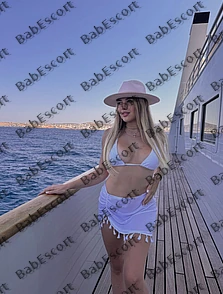 Alisa 24 year old Russian, Mixed, Curvy, Blonde, Long, Breast size C escort in Ras Al Khaimah thumbnail 4