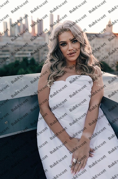 Oksi 24 year old Russian, Mixed, Tall, Blonde, Long, Breast size B escort in Ras Al Khaimah photo 1