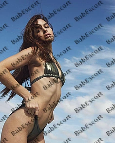 Meredith 22 year old English, Mixed, Tall, Brown, Medium, Breast size B escort in Fujairah thumbnail 5