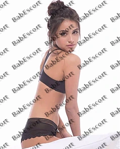 Talita 24 year old Romanian, Mixed, Slim, Brown, Long, Breast size B escort in Fujairah thumbnail 2