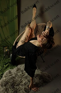 Irina 28 year old Russian, Mixed, Busty, Brown, Medium, Breast size D escort in Fujairah thumbnail 6