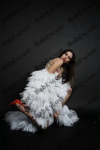 Amber 26 year old Belarussian, Mixed, Busty, Blonde, Medium, Breast size C escort in Fujairah thumbnail 4