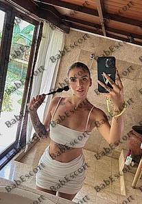 Issadora 34 year old Slovak, Mixed, Slim, Black, Long, Breast size B escort in Fujairah thumbnail 6