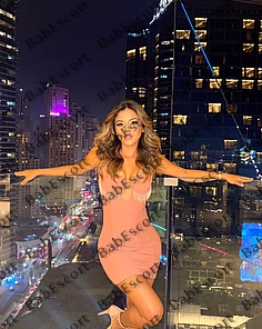 Lis 26 year old Slovenian, Mixed, Slim, Brown, Medium, Breast size B escort in Fujairah thumbnail 5