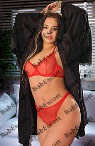Adriana 31 year old Italian, Mixed, BBW, Black, Medium, Breast size A escort in Fujairah thumbnail 6