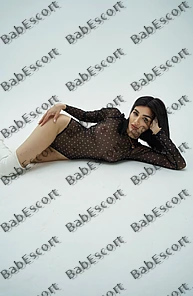 Marta 25 year old Spanish, Hispanic, Slim, Brown, Medium, Breast size B escort in Fujairah