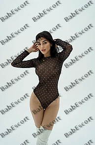 Marta 25 year old Spanish, Hispanic, Slim, Brown, Medium, Breast size B escort in Fujairah thumbnail 2