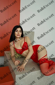 Marta 25 year old Spanish, Hispanic, Slim, Brown, Medium, Breast size B escort in Fujairah thumbnail 3