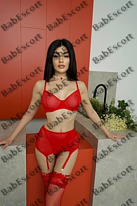 Marta 25 year old Spanish, Hispanic, Slim, Brown, Medium, Breast size B escort in Fujairah thumbnail 7