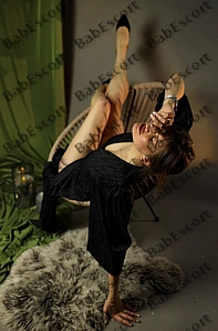 Irina 28 year old Polish, Mixed, Busty, Brown, Medium, Breast size D escort in Fujairah thumbnail 7
