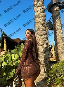 Cindy 23 year old Polish, Mixed, Slim, Brown, Long, Breast size A escort in Fujairah thumbnail 3