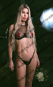 Lali 30 year old French, Mixed, Athletic, Blonde, Medium, Breast size C escort in Fujairah thumbnail 2