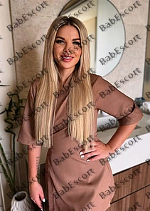 Vita 31 year old French, Mixed, Slim, Blonde, Medium, Breast size B escort in Fujairah thumbnail 3