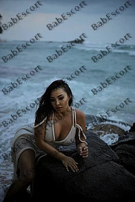 Didi 30 year old Kazakh, Asian, Slim, Brown, Long, Breast size C escort in Dubai