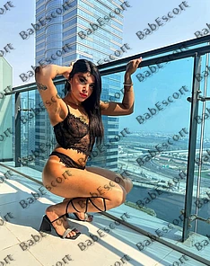 Noshika 30 year old Italian, Mixed, Slim, Black, Medium, Breast size B escort in Fujairah thumbnail 3