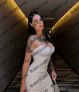 Lim 25 year old Turkish, Mixed, Slim, Black, Long, Breast size C escort in Fujairah thumbnail 2