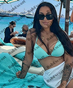 Joy 26 year old Mexican, Hispanic, Busty, Black, Medium, Breast size D escort in Dubai thumbnail 4