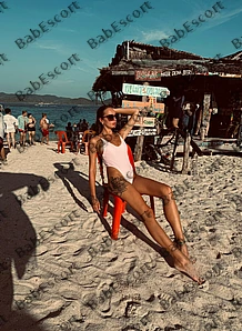 Karyna 33 year old Czech, Mixed, Tall, Brown, Medium, Breast size A escort in Fujairah thumbnail 3