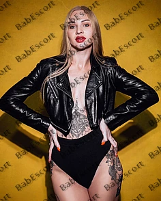 Stasia 27 year old German, Mixed, Tall, Blonde, Long, Breast size B escort in Fujairah thumbnail 3