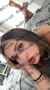 Fiona 20 year old Czech, Mixed, Slim, Blonde, Medium, Breast size A escort in Fujairah thumbnail 3