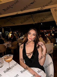 Nelly 25 year old German, Mixed, Tall, Brown, Long, Breast size B escort in Dubai thumbnail 2