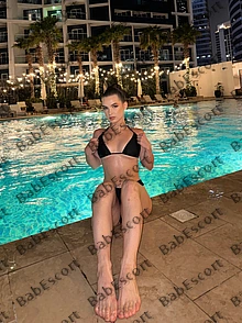 ELya 18 year old German, Mixed, Tiny, Brown, Medium, Breast size B escort in Fujairah thumbnail 2