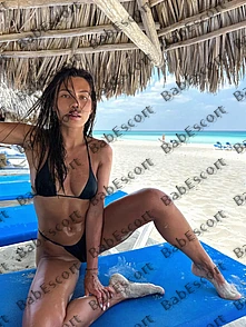 Kary 28 year old Ukrainian, Mixed, Athletic, Brown, Medium, Breast size B escort in Fujairah thumbnail 3