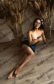 Rabiya 30 year old Kazakh, Asian, Slim, Black, Long, Breast size D escort in Dubai thumbnail 4