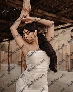 Lilsecret 22 year old Indian, BBW, Black, Long, Breast size C, 169 cm tall escort in Dubai