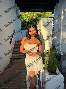 Catalina 24 year old German, Mixed, Slim, Black, Medium, Breast size C escort in Dubai thumbnail 4