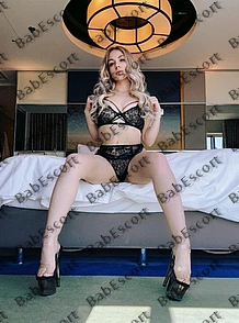 Miley 29 year old German, Caucasian (white), Slim, Blonde, Medium, Breast size B escort in Dubai