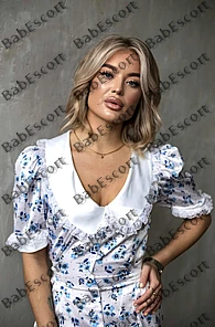 Amara 30 year old Belarussian, Mixed, Slim, Blonde, Medium, Breast size C escort in Dubai thumbnail 5