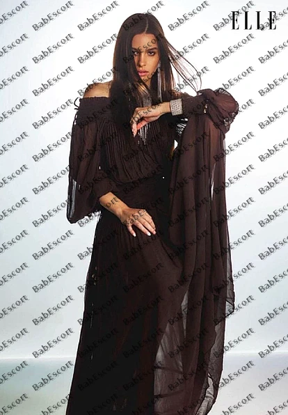 Meredith 22 year old English, Mixed, Tall, Brown, Medium, Breast size B escort in Dubai photo 1