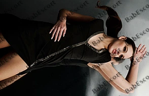 Meredith 22 year old English, Mixed, Tall, Brown, Medium, Breast size B escort in Dubai thumbnail 6