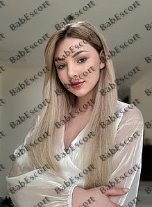 Luna 19 year old Polish, Mixed, Slim, Blonde, Long, Breast size A escort in Dubai thumbnail 3