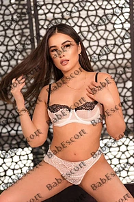 Ariella 22 year old French, Mixed, Slim, Brown, Medium, Breast size B escort in Dubai thumbnail 3