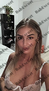 Talia 33 year old German, Mixed, Slim, Blonde, Long, Breast size B escort in Dubai thumbnail 4