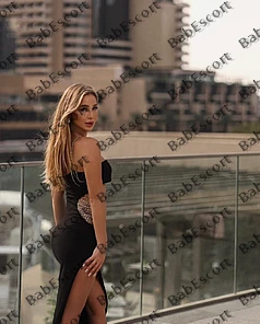 Alina 28 year old Russian, Mixed, Tall, Blonde, Medium, Breast size C escort in Dubai thumbnail 3
