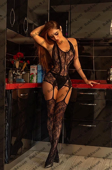 Alexia 31 year old Brazilian, Latin, Slim, Brown, Short, Breast size C escort in Dubai photo 1