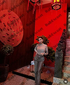 Erin 26 year old Indian, Busty, Brown, Medium, Breast size D, 170 cm tall escort in Dubai