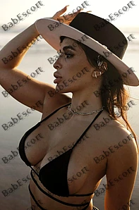 Emmy 25 year old German, Mixed, Slim, Black, Medium, Breast size C escort in Dubai