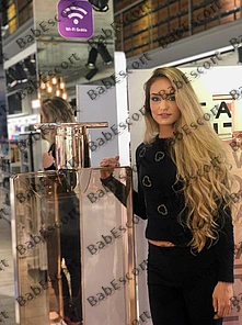 Candice 25 year old German, Mixed, Athletic, Blonde, Long, Breast size B escort in Dubai thumbnail 3